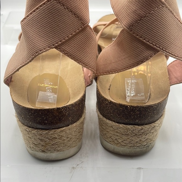 Steve Madden Women's Blush Platform Sandals, size 11 - Picture 5 of 6